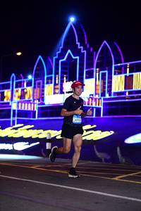 BIB: 40520
                            <button type="button" onclick="openModal(22859203)" class="btn btn-primary btn-sm float-right btn-popup" data-toggle="modal" data-target=".modal-high-quality">
                        <i class="fas fa-shopping-cart"></i> Add to Cart
                    </button>
                                            <button type="button" onclick="isThisMe(22859203, true)" class="btn btn-success btn-sm float-right btn-popup btn-isme hidden" data-toggle="tooltip" data-placement="bottom" title="นี่คือรูปของคุณใช่ไหม คลิกที่นี่เพื่อเอาเข้าอัลบั้ม">
                        <i class="fas fa-plus"></i> Add to album
                    </button>
                    <button type="button" onclick="isThisMe(22859203, false)" class="btn btn-warning btn-sm float-right btn-popup btn-isnotme hidden">
                        <i class="fas fa-ban"></i> Remove from album
                    </button>